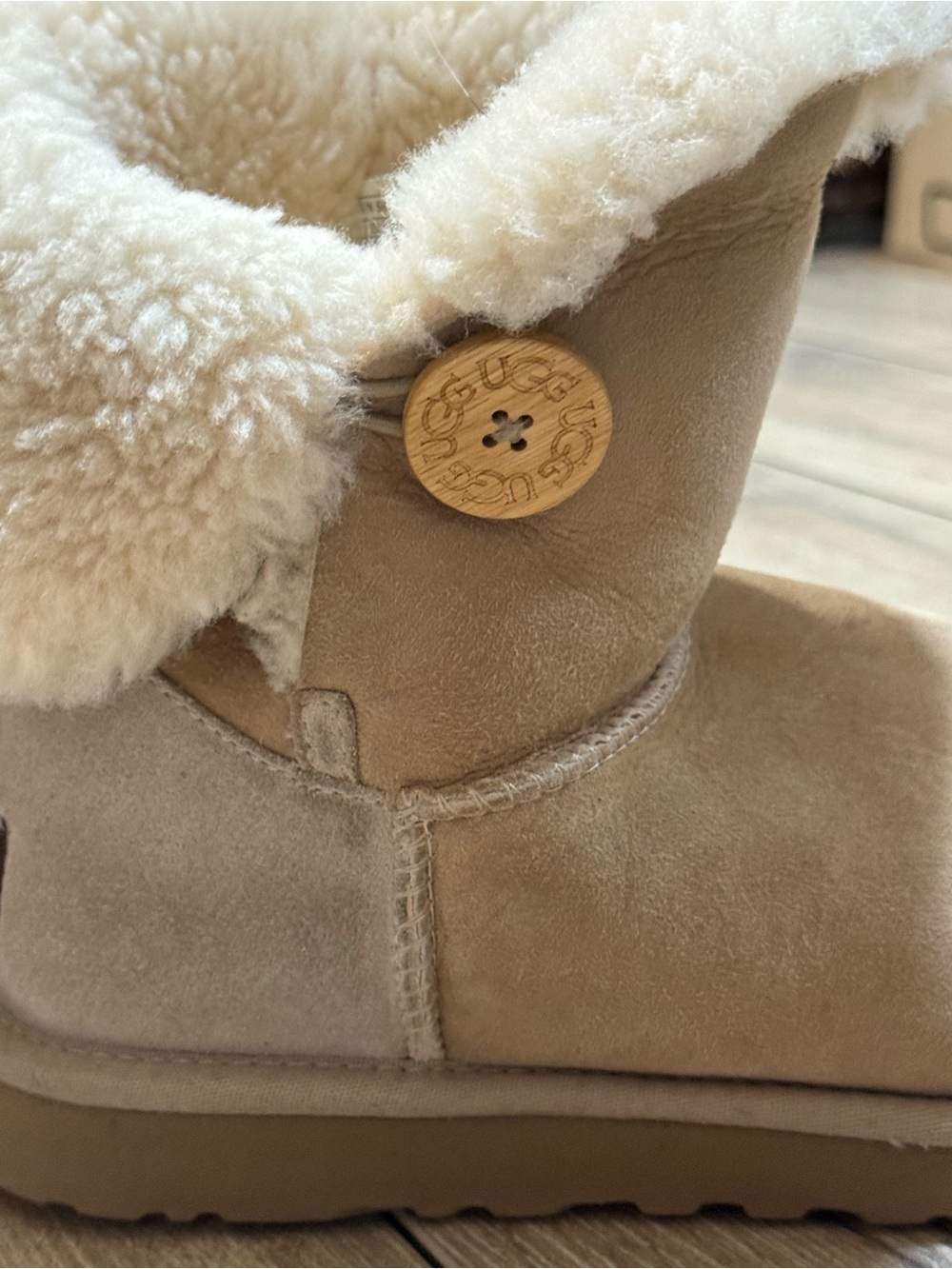 UGG Cozy Bailey Button Sheepskin Boots | Sand & Beige | Size 8 - Picture 9 of 15